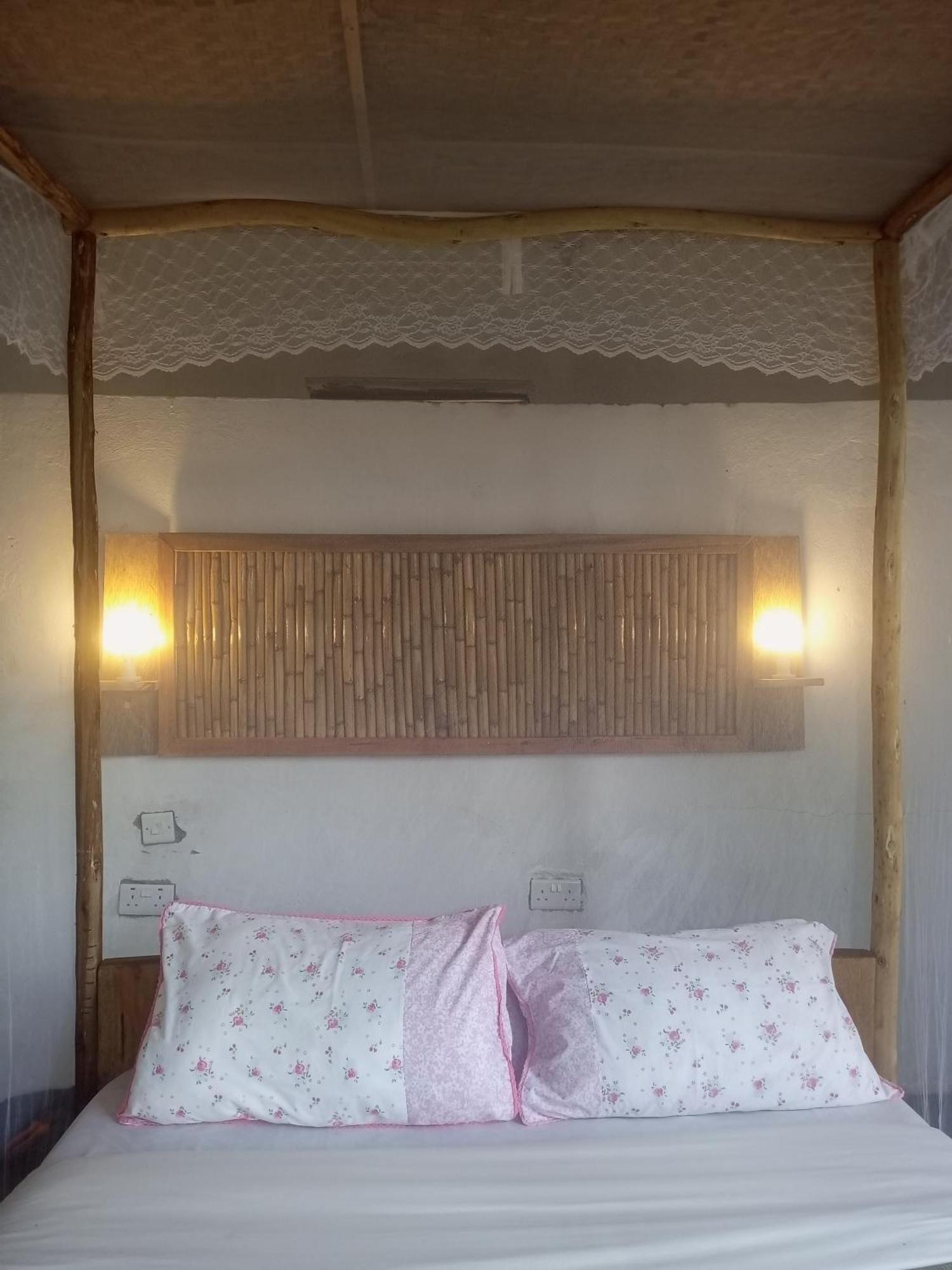 Kibale River Camp Villa Lake Nyabikere Dış mekan fotoğraf